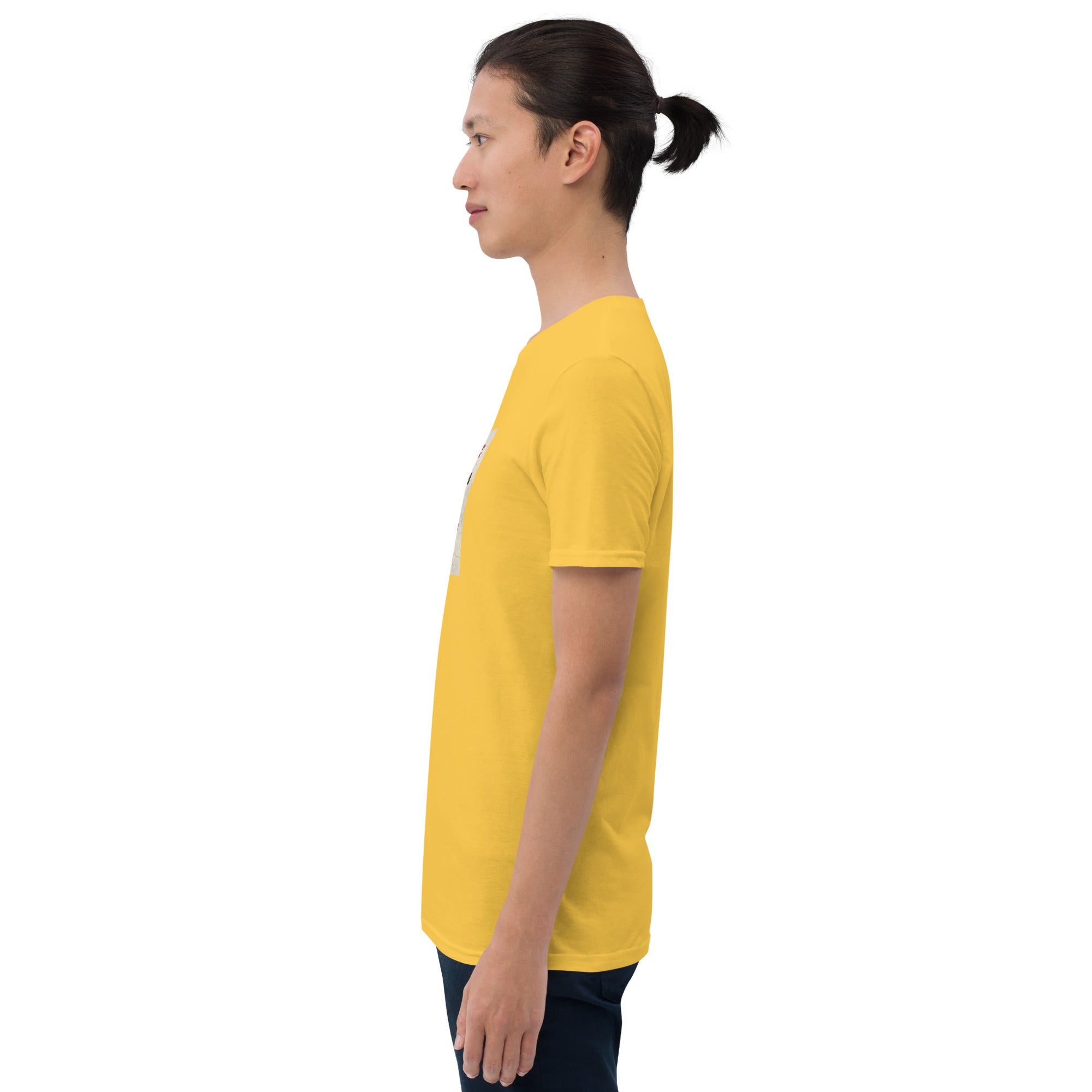 Daisy yellow T-shirt side profile with crew neck and short sleeves