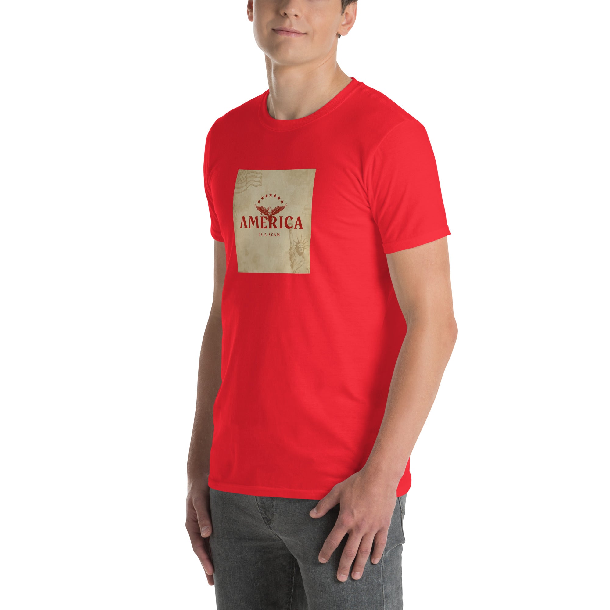 T-shirt America Is A Scam rossa vista frontale, stampa “AMERICA” al centro