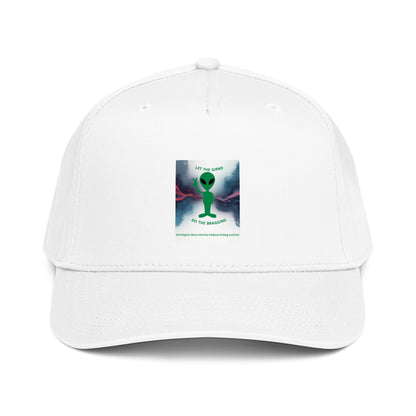 White 5-panel cap with front graphic patch and curved brim