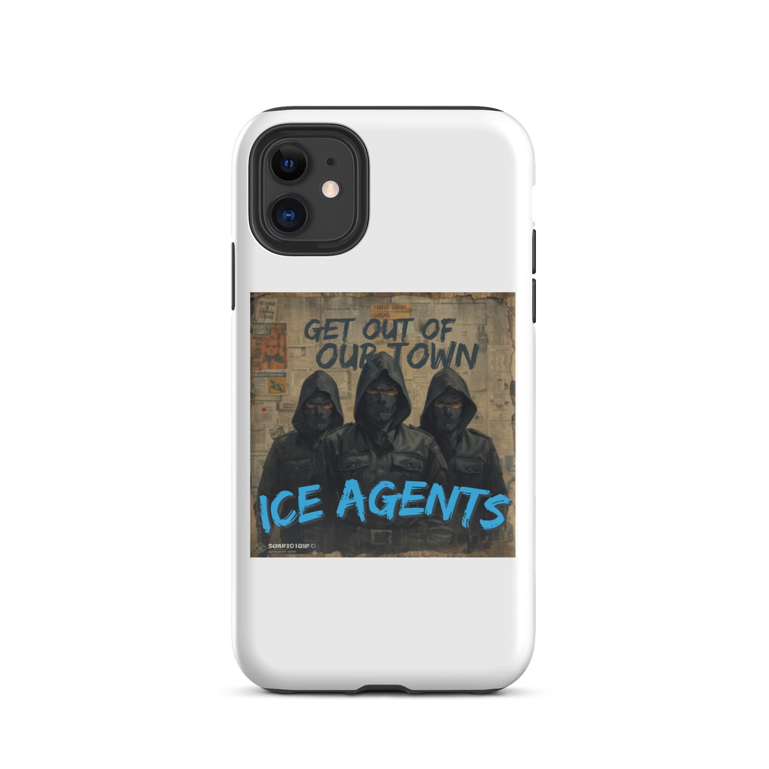 Funda blanca para iPhone con gráfico de tres figuras encapuchadas y texto “ICE AGENTS”