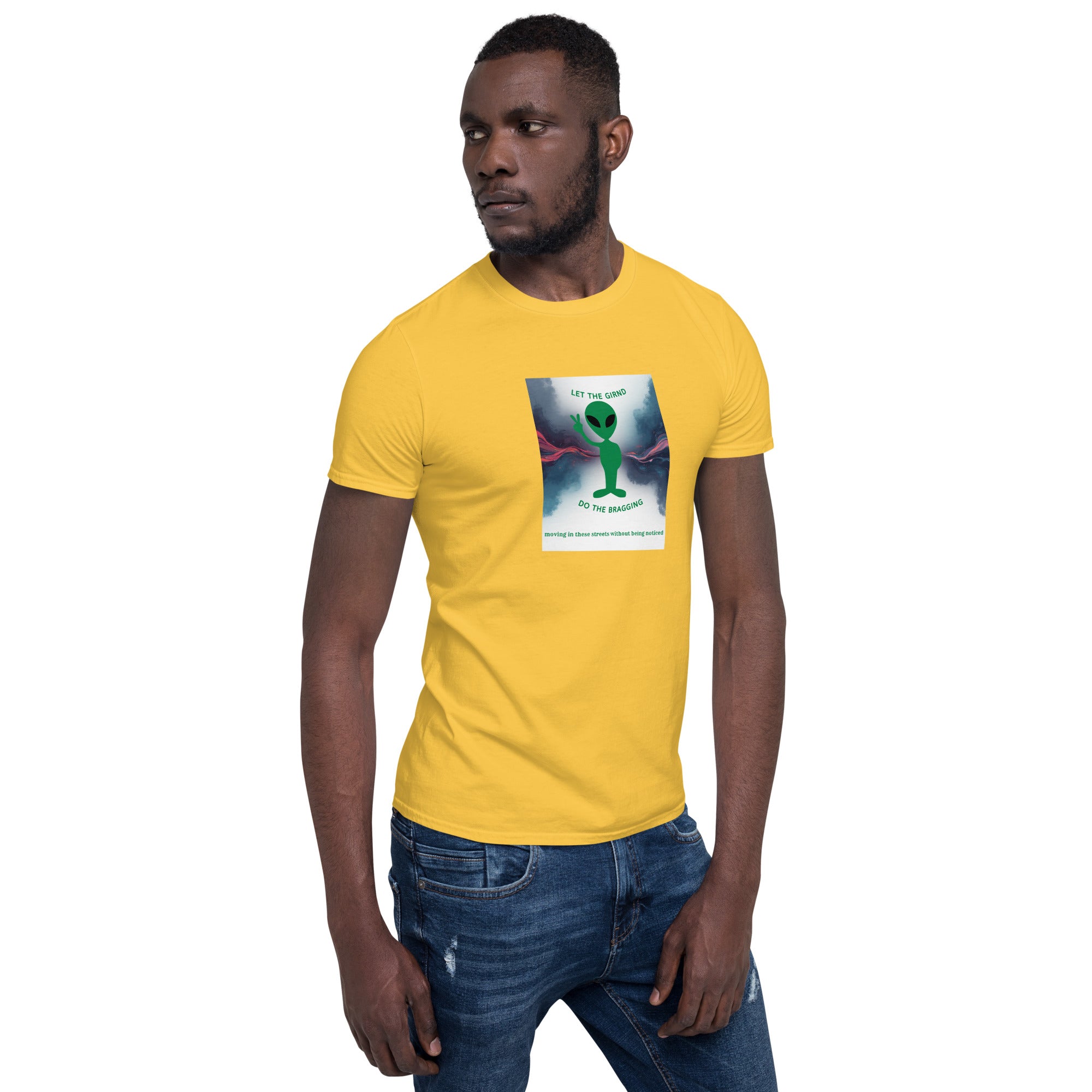 Let The Grind Do The Bragging T-Shirt, gelb, enganliegender Schnitt, Frontprint
