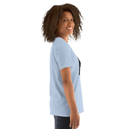 Unisex T-Shirt hellblau in Seitenansicht, kurzer Ärmel, gerader Saum