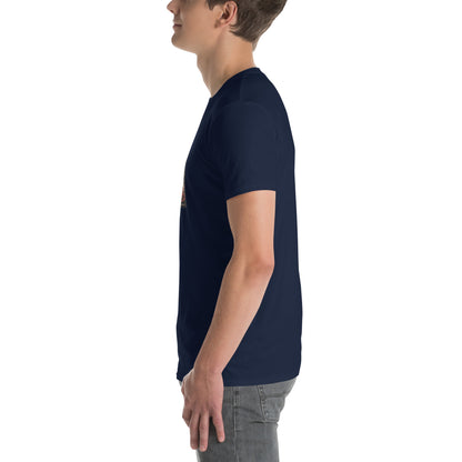 Navy unisex T-Shirt, Seitenansicht mit kurzen Ärmeln und Rundhalsausschnitt.