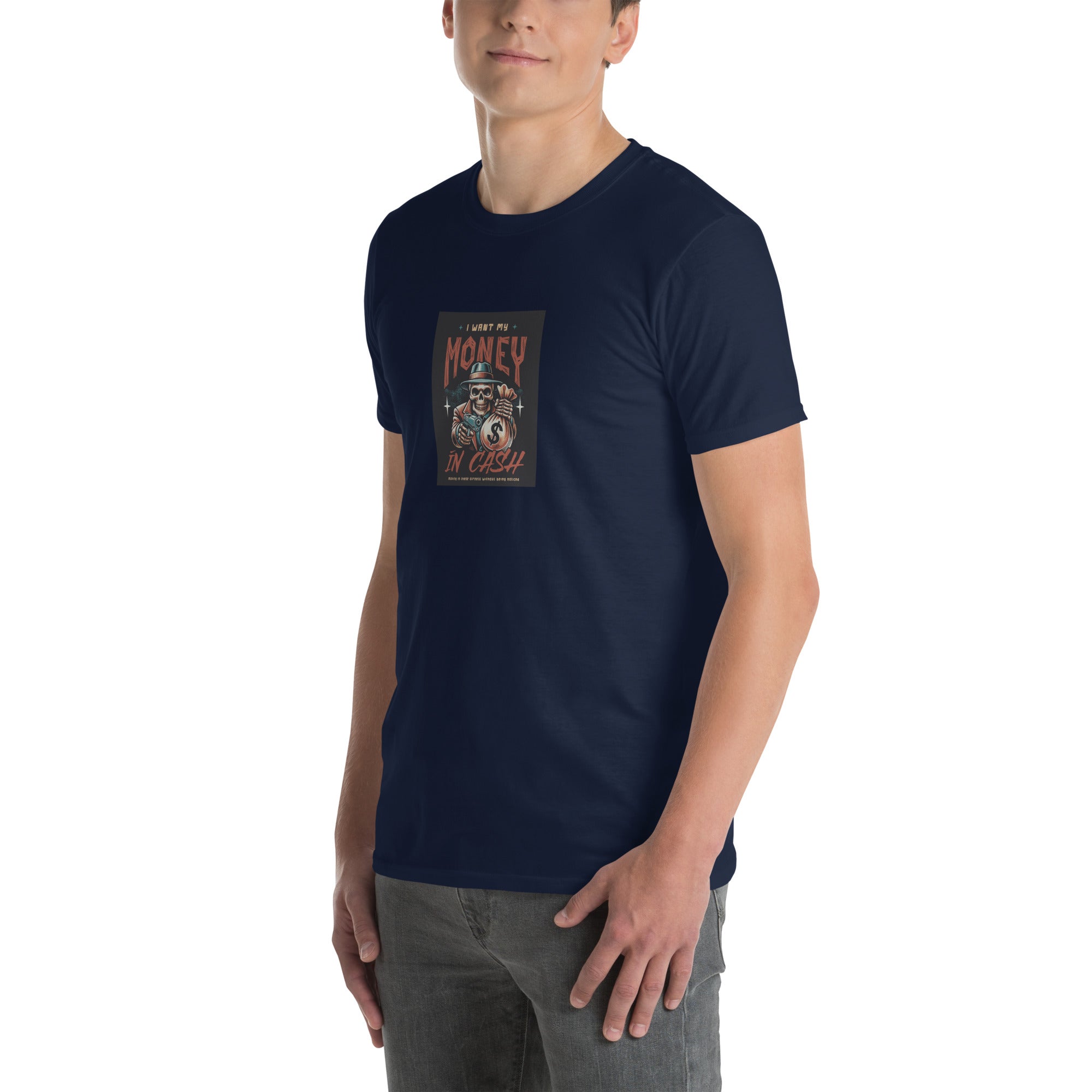 Navy unisex T-Shirt, Frontmotiv „Money in Cash“ in kleinem Quadrat.