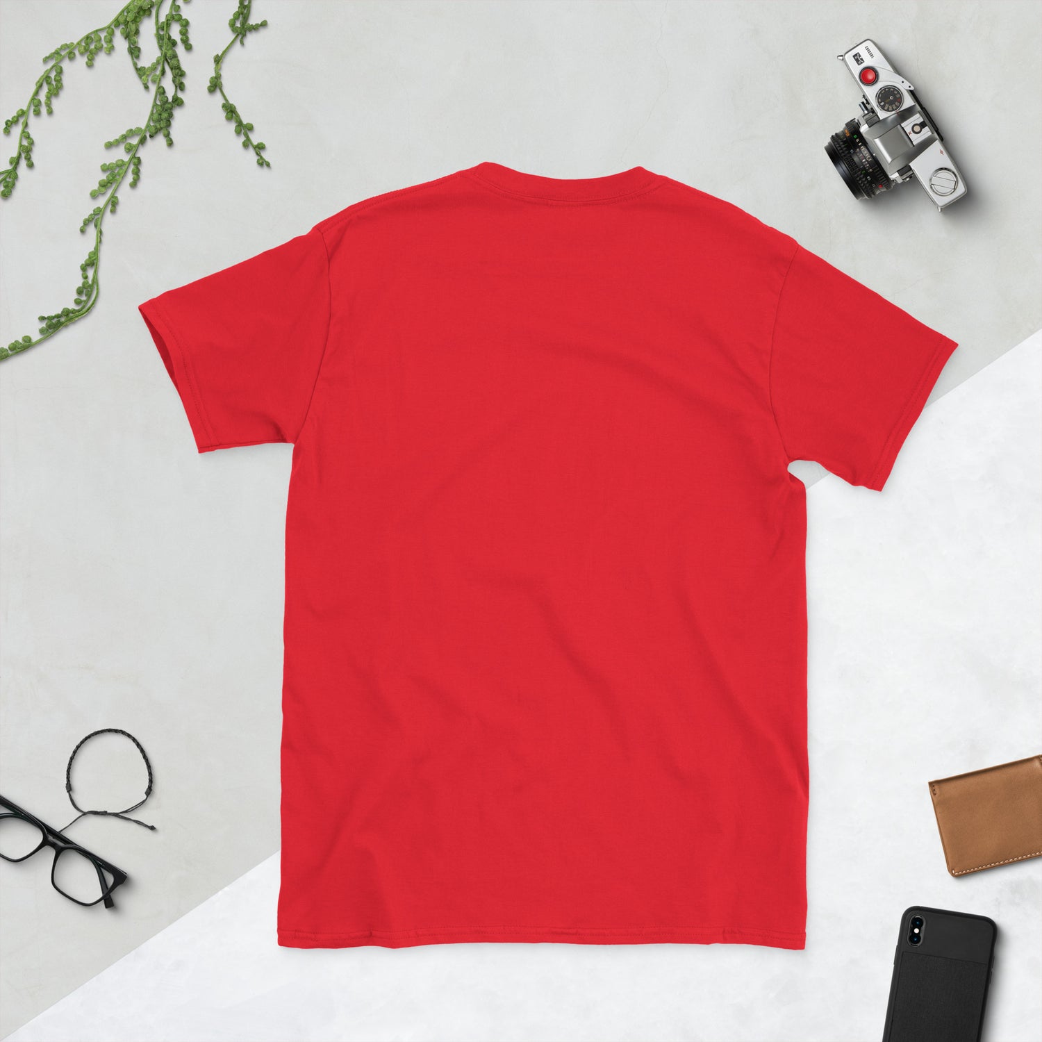 Unisex T-shirt rot, Rückansicht ohne Aufdruck