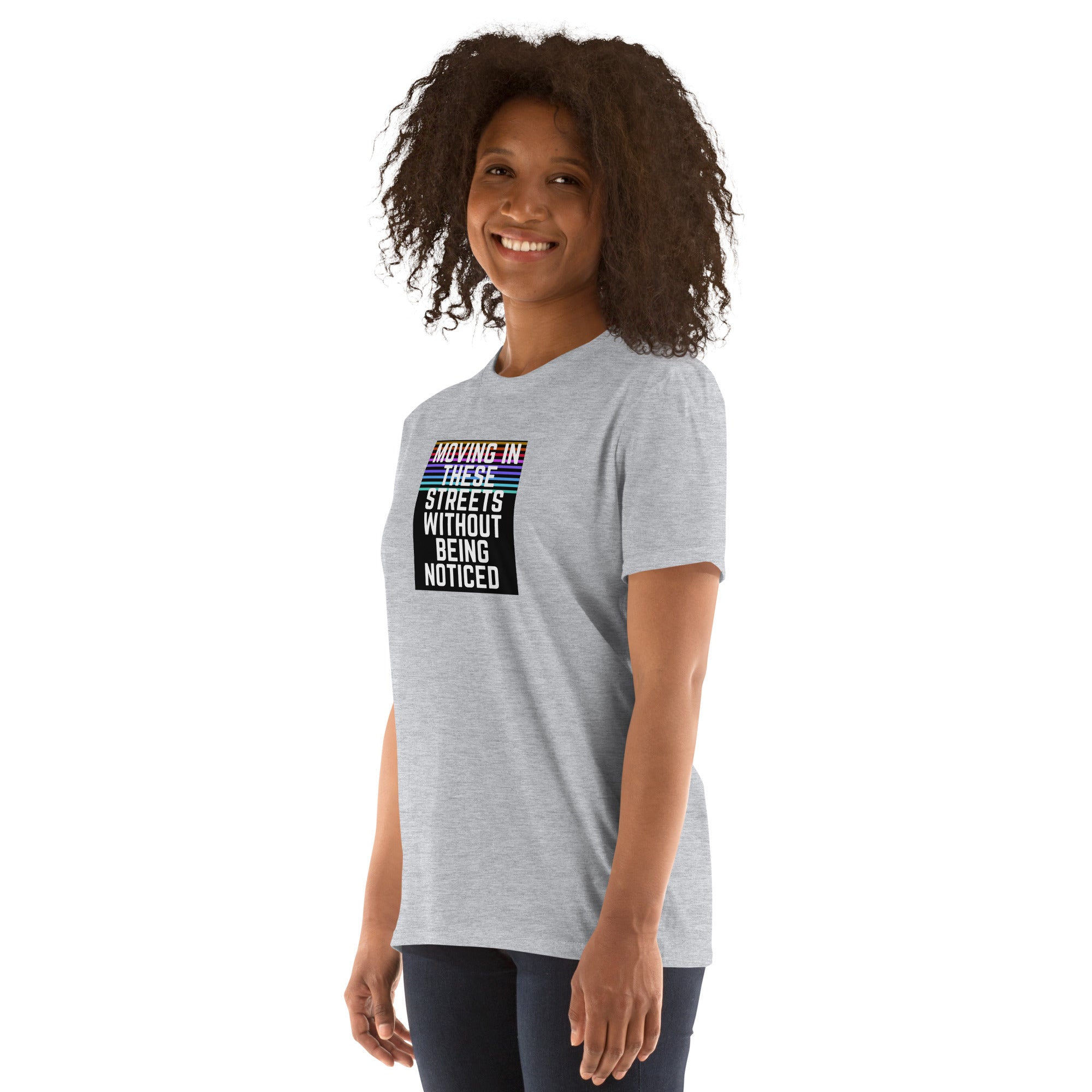 T-shirt unisexe gris chiné manches courtes, motif texte rectangulaire sur le devant