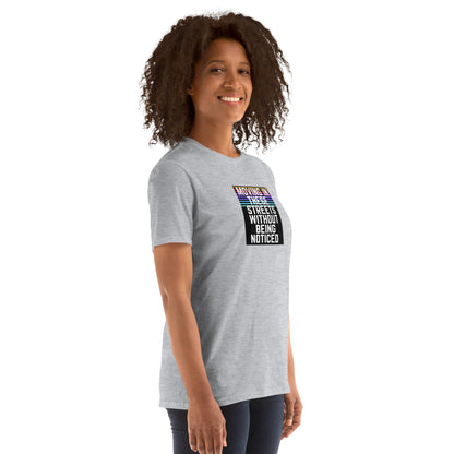 Camiseta unisex Sport Grey de manga corta con estampado frontal multicolor