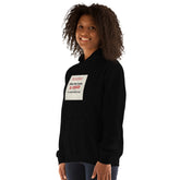 Sudadera negra con capucha y bolsillo tipo canguro