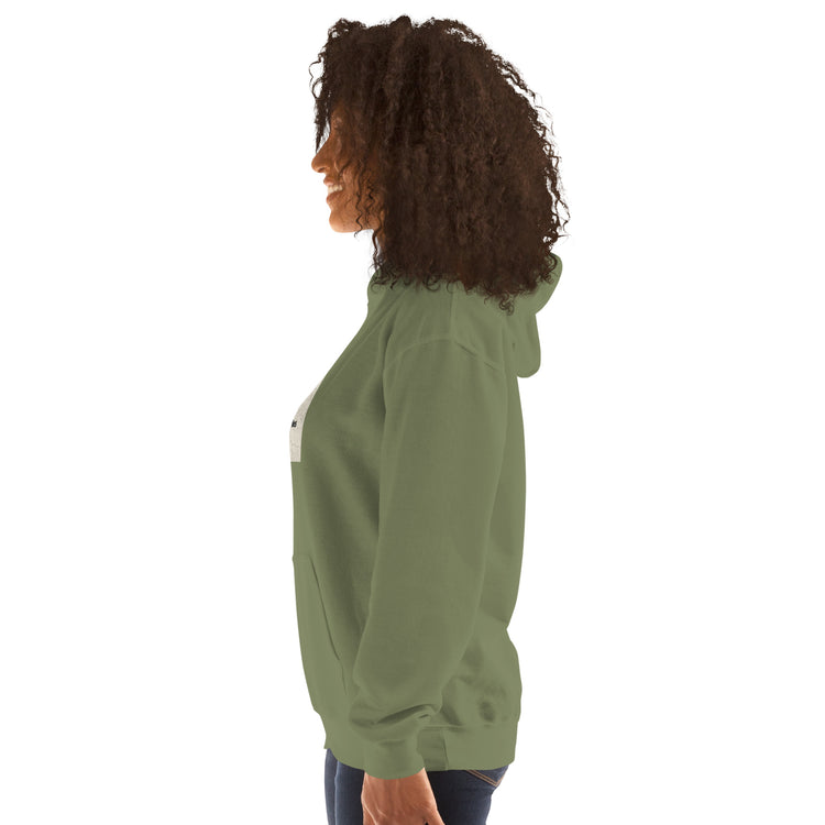 Felpa con cappuccio verde militare, vista laterale con tasca a marsupio